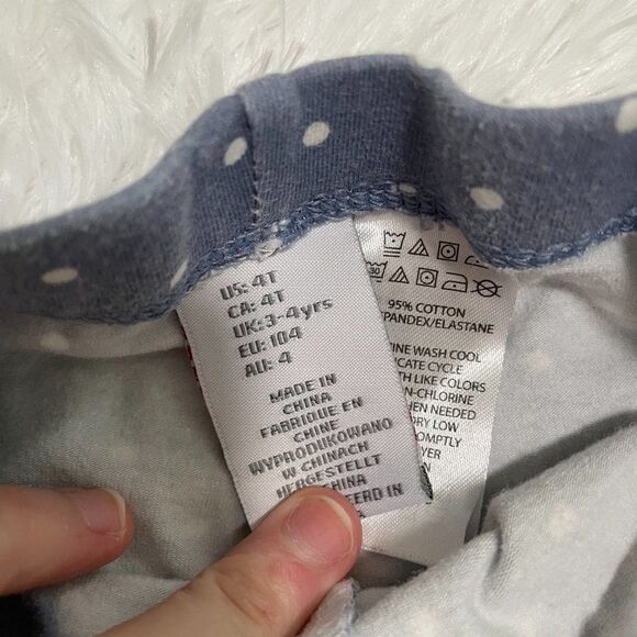 3/$10 Toddlers Purple Polka Dot Leggings Size 4T - Picture 2 of 7